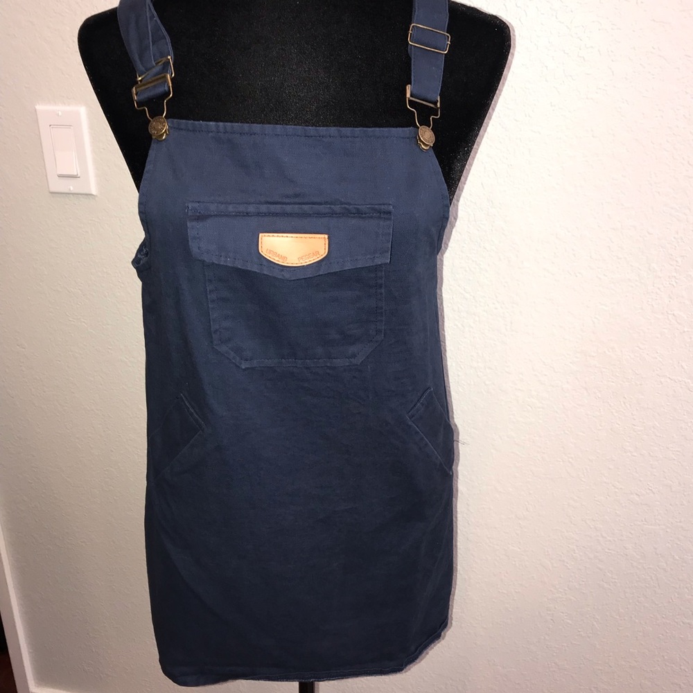 Urban pesear dress